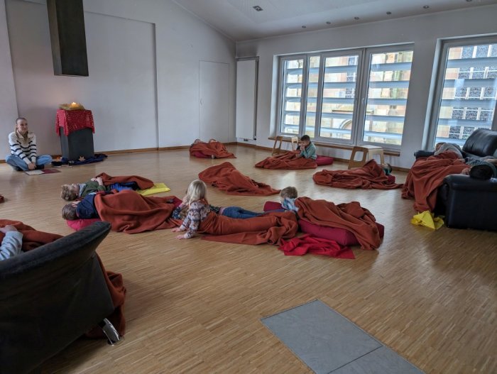 Projekt "Kirchenfenster" der ersten Klassen